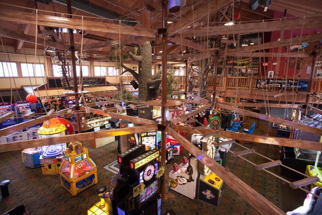 Club Wyndham Glacier Canyon Lake Delton Exterior foto